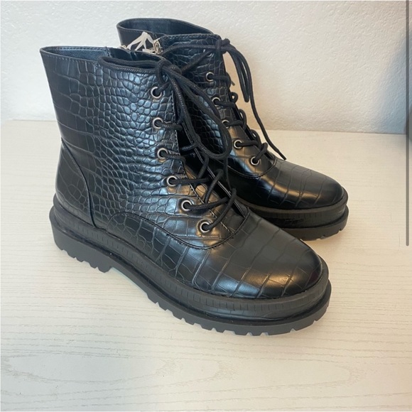 142. Jessica Simpson Enita Combat Lace-up Bootie In Black MSRP $149 - Picture 2 of 5